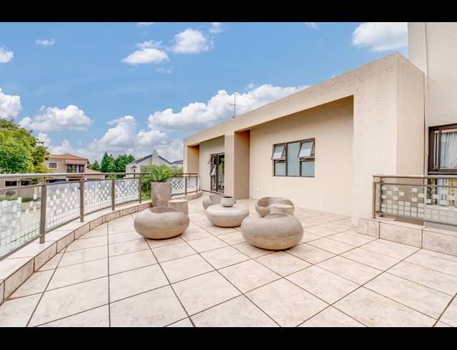 4 BEDROOM HOUSE FOR SALE IN DAINFERN VALLEY ESTATE